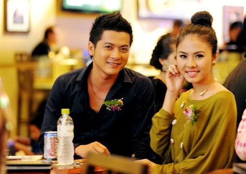 Hoàng Anh và Vân Trang có duyên nhưng không nợ. Những cặp đôi Việt 'phải lòng' nhau trên phim trường