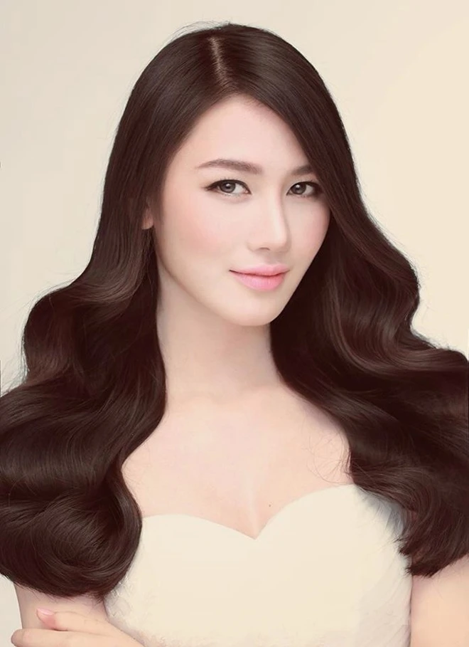 Tường Vy sở hữu vẻ đẹp duyên dáng, quyến rũ không trùng lặp ở nhiều người mẫu Việt. Tường Vy diện bikini khoe 3 vòng nóng bỏng