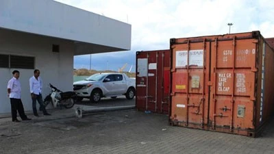 7000 lít dầu siêu độc sẽ được tiêu hủy sau 2 tháng 7000 lít dầu siêu độc sẽ được tiêu hủy sau 2 tháng