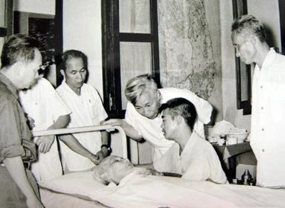 di chúc, Hồ Chí Minh di chúc, Hồ Chí Minh