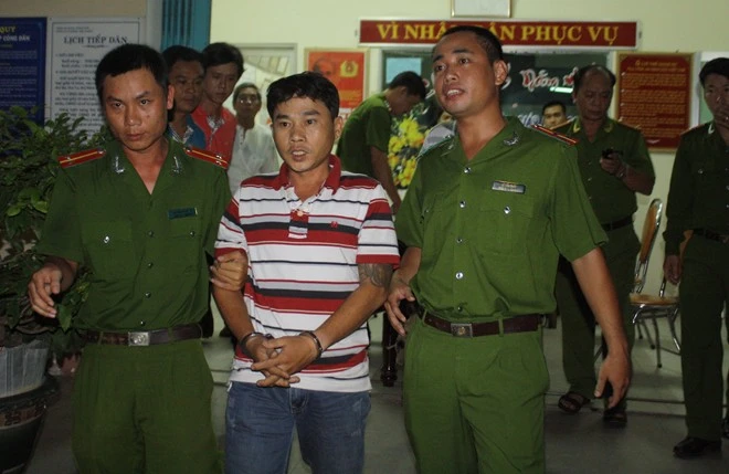 Công an Đà Nẵng bắt khẩn cấp Phúc để điều tra. Công an Đà Nẵng bắt khẩn cấp Phúc để điều tra, làm rõ hành vi đánh chết người.