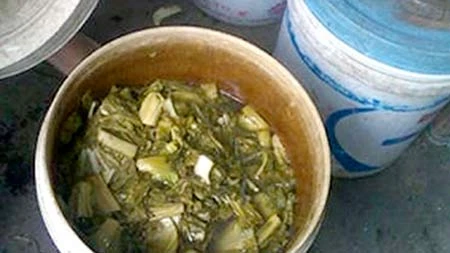 Dùng vỏ thùng đựng sơn chứa đồ ăn, dễ ung thư ảnh 1 Thùng đựng sơn đã qua sử dụng được dùng chứa đồ ăn