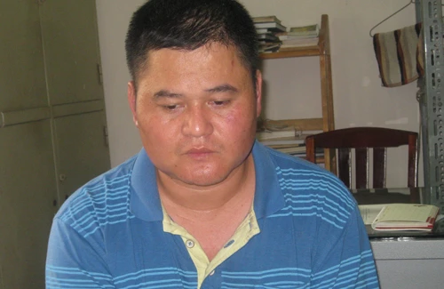 Liu Tsung Chih tại cơ quan điều tra. Ảnh:Q.T ongtrum-7077-1409420119.jpg