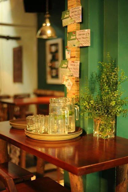 Tông xanh chủ đạocủa JAM Cafe. Ảnh:FBJam Cafe 4-Jam-cafe-3.jpg