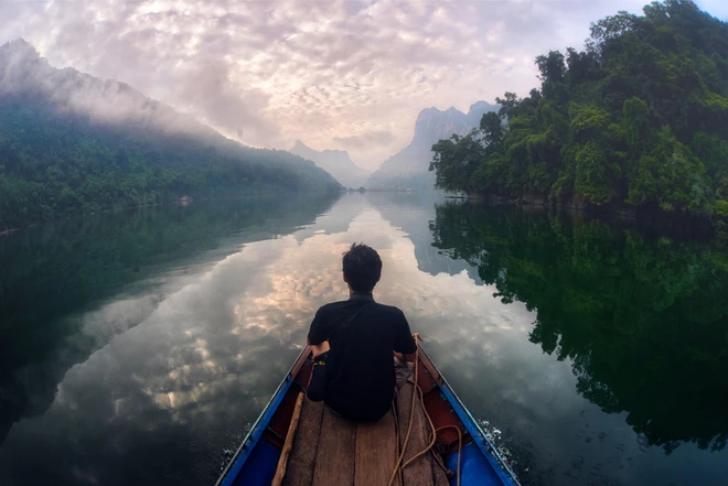 Hồ Ba Bể, viên ngọc xanh giữa núi rừng ảnh 7