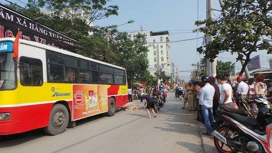 Hiện trường vụ tai nạn - ảnh Long Thế Hiện trường vụ tai nạn - ảnh Long Thế
