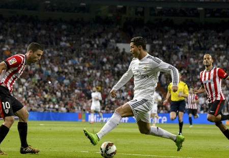 Phí giải phóng hợp đồng của C.Ronaldo lên tới <a href='https://plo.vn/tu-khoa.html?q=1 tỷ euro' title='1 tỷ euro'>1 tỷ euro</a>