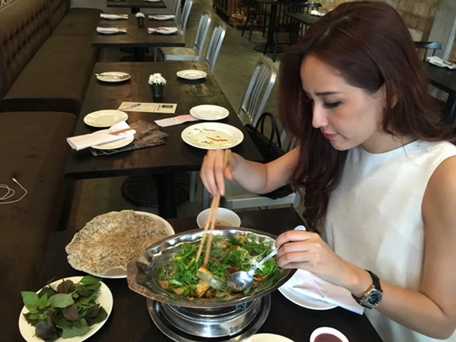Người đẹp có chiều cao khủng từng chia sẻ muốn trở thành một doanh nhân thành đạt. Và có vẻ như Mai Phương Thúy đang dần đạt được mục đích. Khối gia sản tiền tỷ ít người biết của Mai Phương Thúy