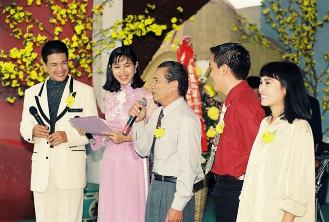 MC Thanh Bạch và Quỳnh Hoa. s