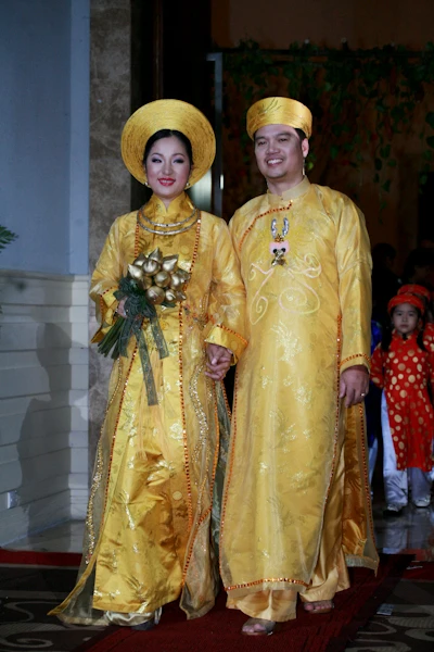 Thúy Nga và ông Nguyễn Văn Nam trong đám cưới tại TP.HCM. Sau-vu-to-cao-chong-ho-Thuy-Ng-2544-9176