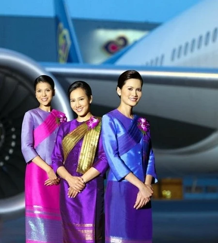 Nét đẹp văn hóa trong đồng phục của nữ tiếp viên hàng không thế giới ảnh 5 Thai Airways