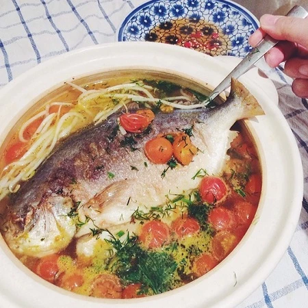 Canh cá chua