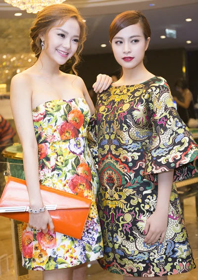 Cả hai đọ dáng, rạng rỡ trước ống kính. 16-4992-1426899937.jpg