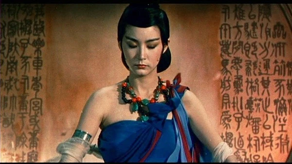 Tạo hình tiên nữ gợi cảm của Lâm Thanh Hà trong bộ phimThục sơn. Tạo hình tiên nữ gợi cảm của Lâm Thanh Hà trong bộ phim Thục sơn.