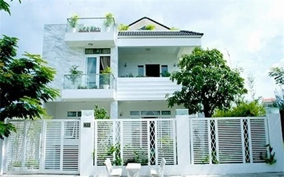 Quyền Linh sở hữu biệt thự triệu đô nhiều người mơ ước.