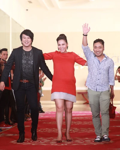 Bộ ba giám khảo Vietnam Idol 2015. 7-1484-1427869553-6543-1428214847.jpg