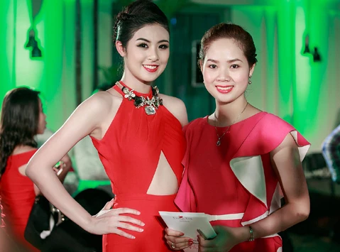 Nguyễn Thị Huyền, Mai Phương, Mai Phương Thúy,