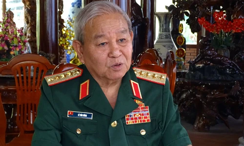 30/4, Đại tướng, Lê Văn Dũng