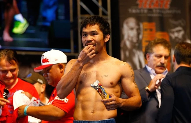 11.500 người đến xem Mayweather và Pacquiao kiểm tra cân nặng ảnh 9 image photo