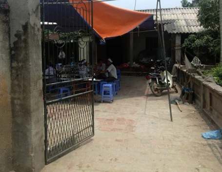 Nghi án con tâm thần giết bố và anh trai ảnh 1 Hiện trường nơi xảy ra vụ việc