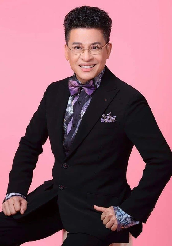Thanh Bạch, MC chua ngoa, MC lòe loẹt, Thanh Bạch, MC chua ngoa, MC lòe loẹt,