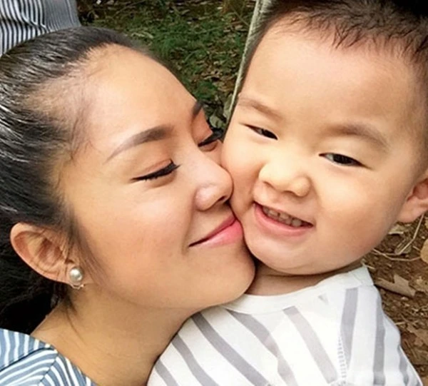 Lê Phương hiện làm bà mẹ đơn thân. Tuy nhiên, cô hạnh phúc khi luôn có con trai Cà Pháo ở bên. Lê Phương - Quách Ngọc Ngoan chính thức ly hôn