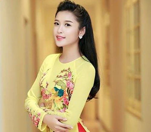 hoa hậu, hút mắt, Võ Hoàng Yến, Đặng Thu Thảo