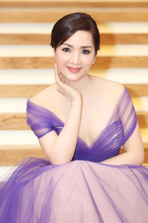 hoa hậu, hút mắt, Võ Hoàng Yến, Đặng Thu Thảo