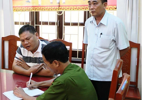 Truy tố nguyên trạm trưởng kiểm lâm 'làm luật' doanh nghiệp ảnh 3 Truy tố nguyên trạm trưởng kiểm lâm 'làm luật' doanh nghiệp ảnh 3