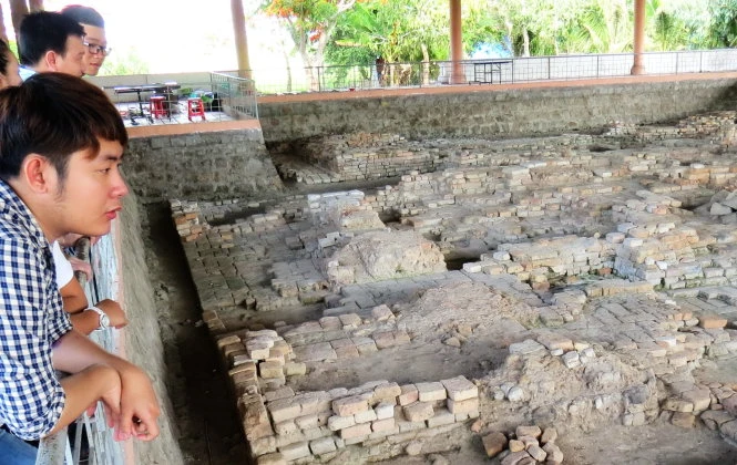 Nơi nhà khảo cổ học Malleret khai quật năm 1944 ở gò Cây Thị trên cánh đồng Óc Eo, Thoại Sơn (An Giang) - Ảnh: Đ.Vịnh