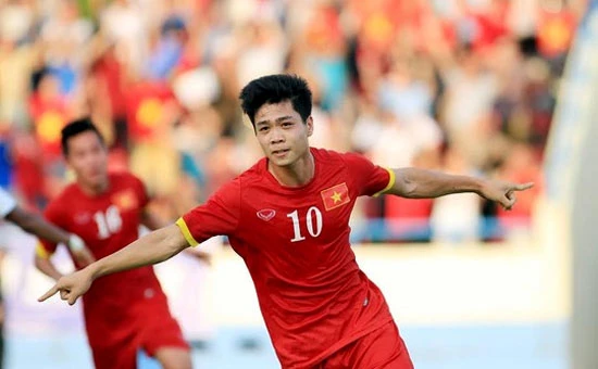 HLV Kiatisak: 'Chúng ta có Messi Channathip thì Việt Nam có Messi Công Phượng' ảnh 1 HLV Kiatisak: 'Chúng ta có Messi Channathip thì Việt Nam có Messi Công Phượng' ảnh 1
