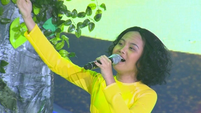 Phương Mỹ Chi ẵm giải 100 triệu đồng vào phút chót