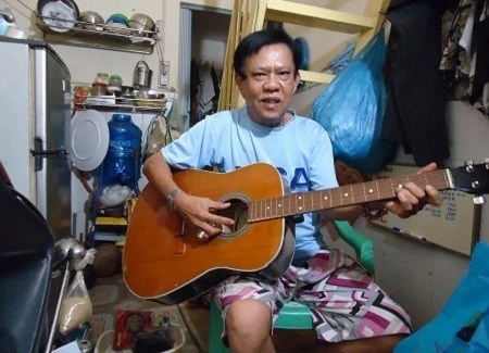 Nghệ sĩ Việt gặp bệnh hiểm nghèo ảnh 12 Vua nhạc sến Vinh Sử: 'Ai đẻ con với tôi, tôi coi đó là vợ'