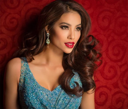 pham-huong-toa-sang-trong-phan-gioi-thieu-ban-than-tai-miss-universe