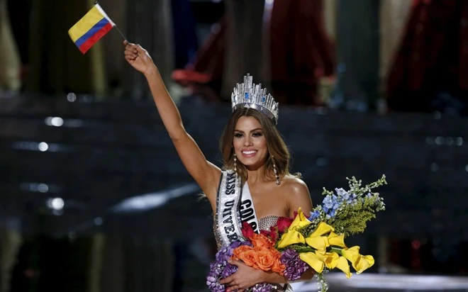 Hoa hậu 'hụt' lên tiếng sau sự cố trao nhầm vương miện ảnh 9 Hoa hậu Colombia đi nghỉ cùng gia đình sau sự cố