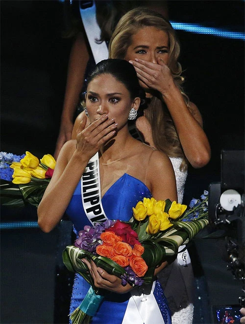 Hoa hậu 'hụt' lên tiếng sau sự cố trao nhầm vương miện ảnh 5 colombia-tuot-vuong-mien-miss-universe-vi-su-nham-lan-cua-mc-1
