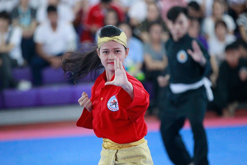 Nụ cười quyến rũ của “hot girl” Pencak Silat ảnh 4 Nụ cười quyến rũ của “hot girl” Pencak Silat ảnh 4