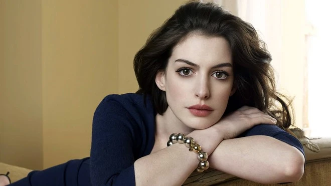 Ở vị trí thứ 5 là Anne Hathaway. Ngôi sao Những người khốn khổ bỏ túi 24 triệu USD trong năm qua. 10 nu dien vien co thu lao cao nhat the gioi 2016 hinh anh 5