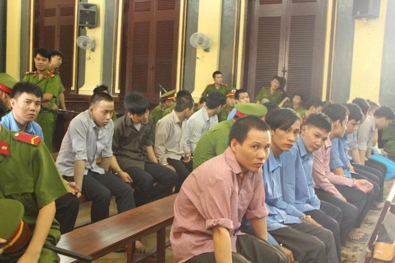 Băng cướp nghiện ngập ở Củ Chi lãnh án ảnh 1 Băng cướp nghiện ngập hầu tòa