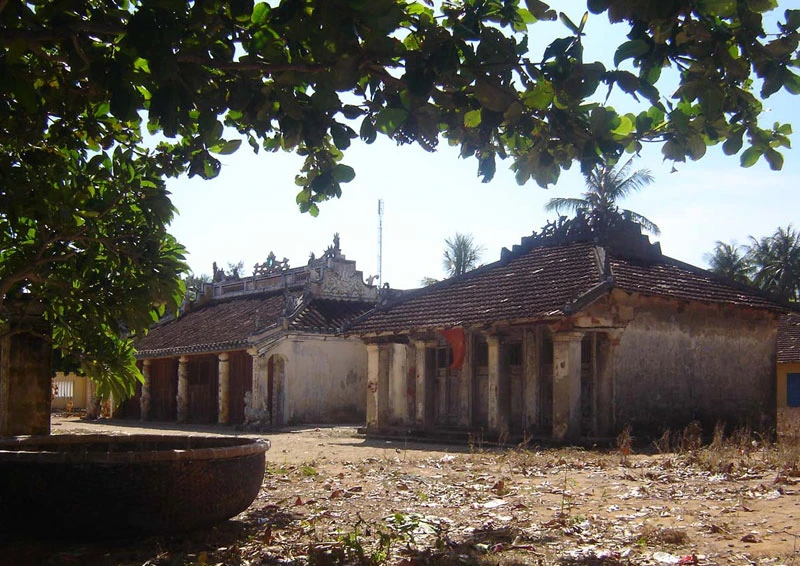 Quảng Ngãi: Xin phục dựng lăng cá Ông ở Lý Sơn ảnh 2 Quảng Ngãi: Xin phục dựng lăng cá Ông ở Lý Sơn ảnh 2