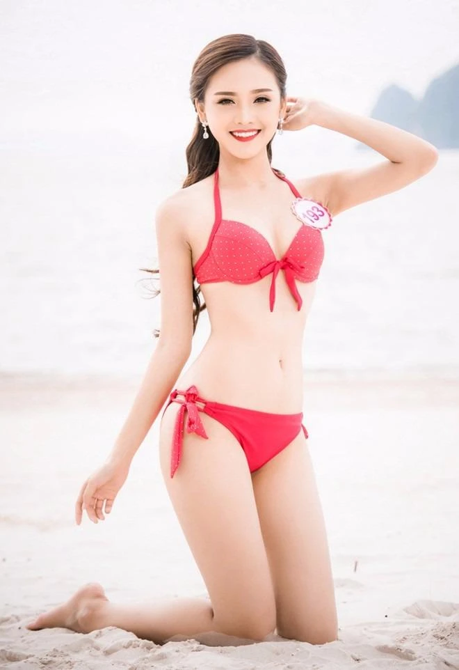 Trần Tố Như cao 172 cm, nặng 54 kg, số đo 3 vòng: 83-62-94.