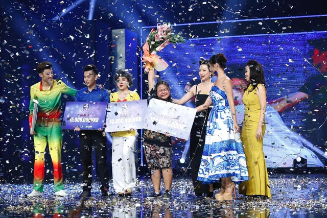Ngọc Hoa đăng quang quán quân 'Học viện danh hài' ảnh 17 Cô nàng trăm ký Ngọc Hoa đăng quang quán quân Học viện danh hài - Ảnh 14.
