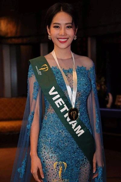 Nam Em tiếp tục về nhì phần thi Trang phục dạ hội ảnh 11 Nam Em tiếp tục về nhì phần thi Trang phục dạ hội ảnh 11