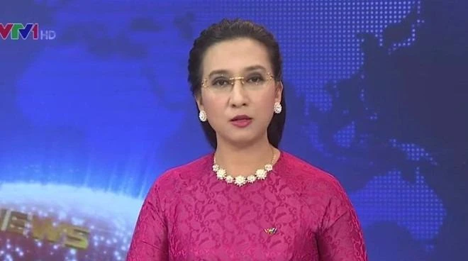 BTV Vân Anh là người giữ sóng bản tin Thời sự 19h của VTV trong nhiều năm. Ảnh ZING