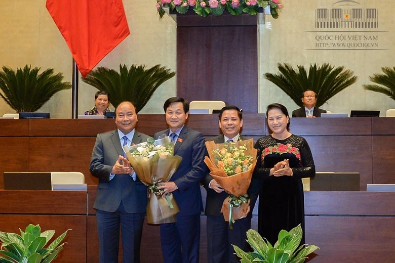 Chủ tịch nước ký miễn, bổ nhiệm 2 thành viên CP ảnh 2 Chủ tịch nước ký miễn, bổ nhiệm 2 thành viên CP ảnh 2