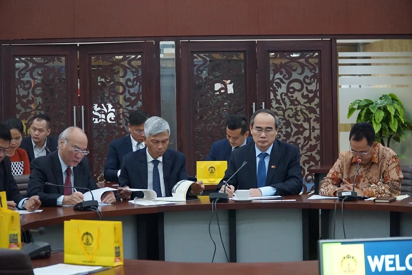 Bí thư Nguyễn Thiện Nhân làm việc với Trường ĐHQG Indonesia ảnh 2
