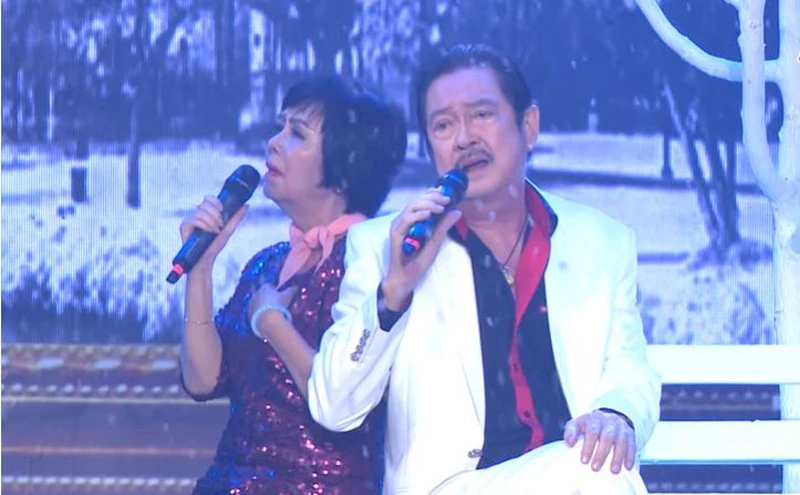 NSƯT Chánh Tín qua đời, Angela Phương Trinh ăn chay trọn đời ảnh 4 Có một ca sĩ, NSƯT Chánh Tín viết và hát lời Việt 'Tuyết rơi' - ảnh 1