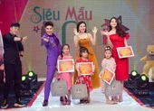 Hoa hậu Tiểu Vy thị phạm cho các siêu mẫu nhí