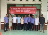 Báo Pháp Luật TP.HCM trao nhà Nghĩa tình Tư pháp ở Cần Thơ