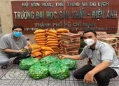 MC Quyền Linh, H’Hen Niê, Quốc Thuận miệt mài làm thiện nguyện mùa dịch
